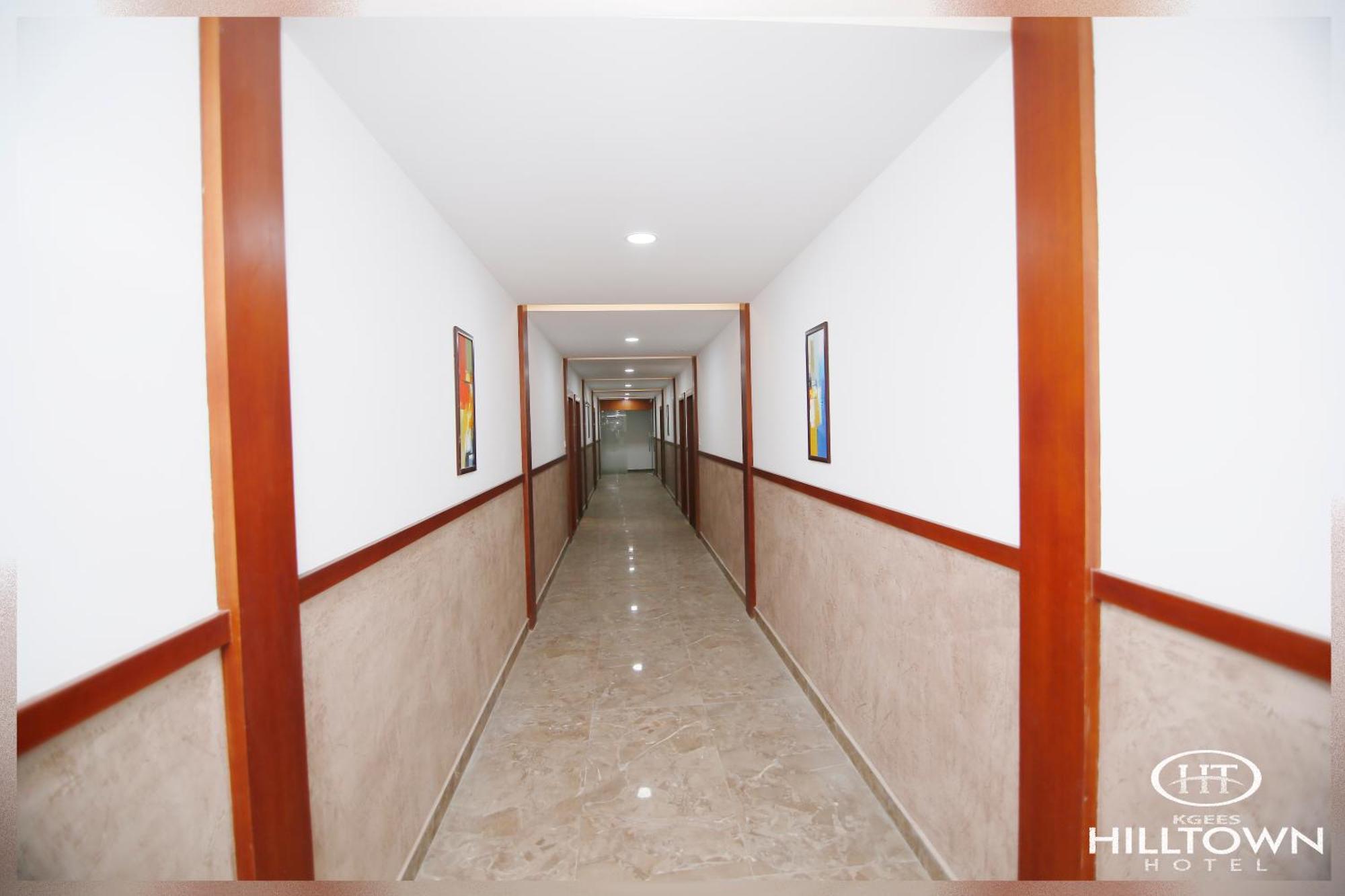 Kgees - Hill Town Hotel Kattappana Экстерьер фото