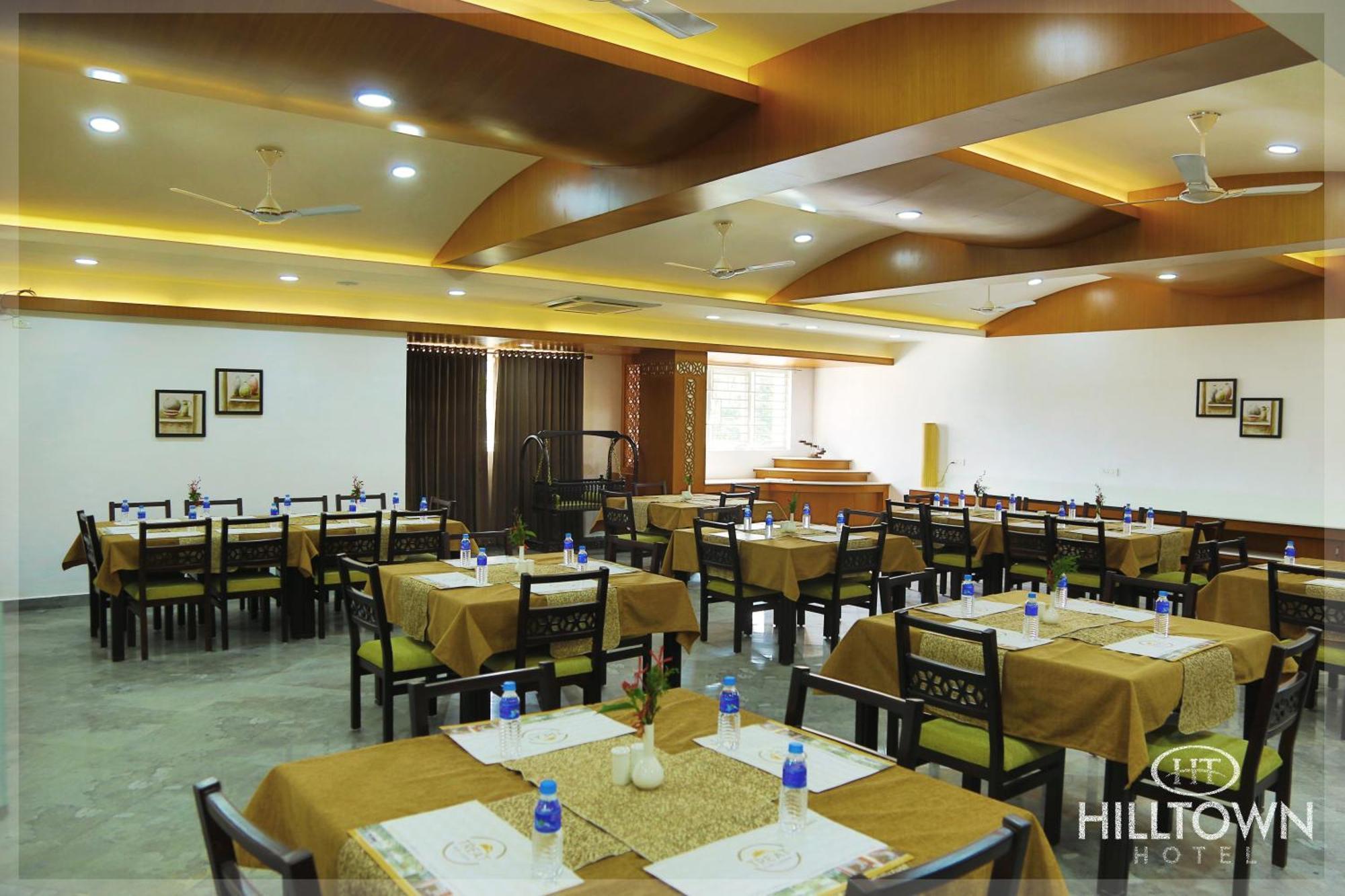 Kgees - Hill Town Hotel Kattappana Экстерьер фото