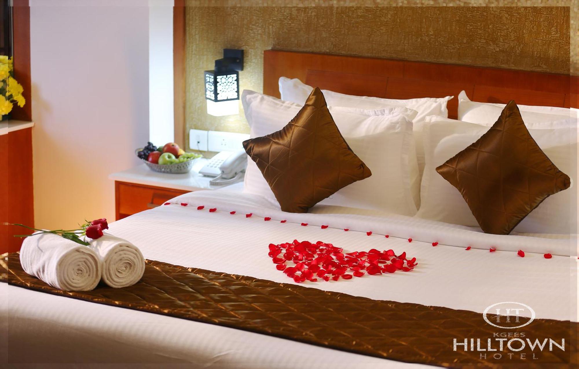 Kgees - Hill Town Hotel Kattappana Экстерьер фото