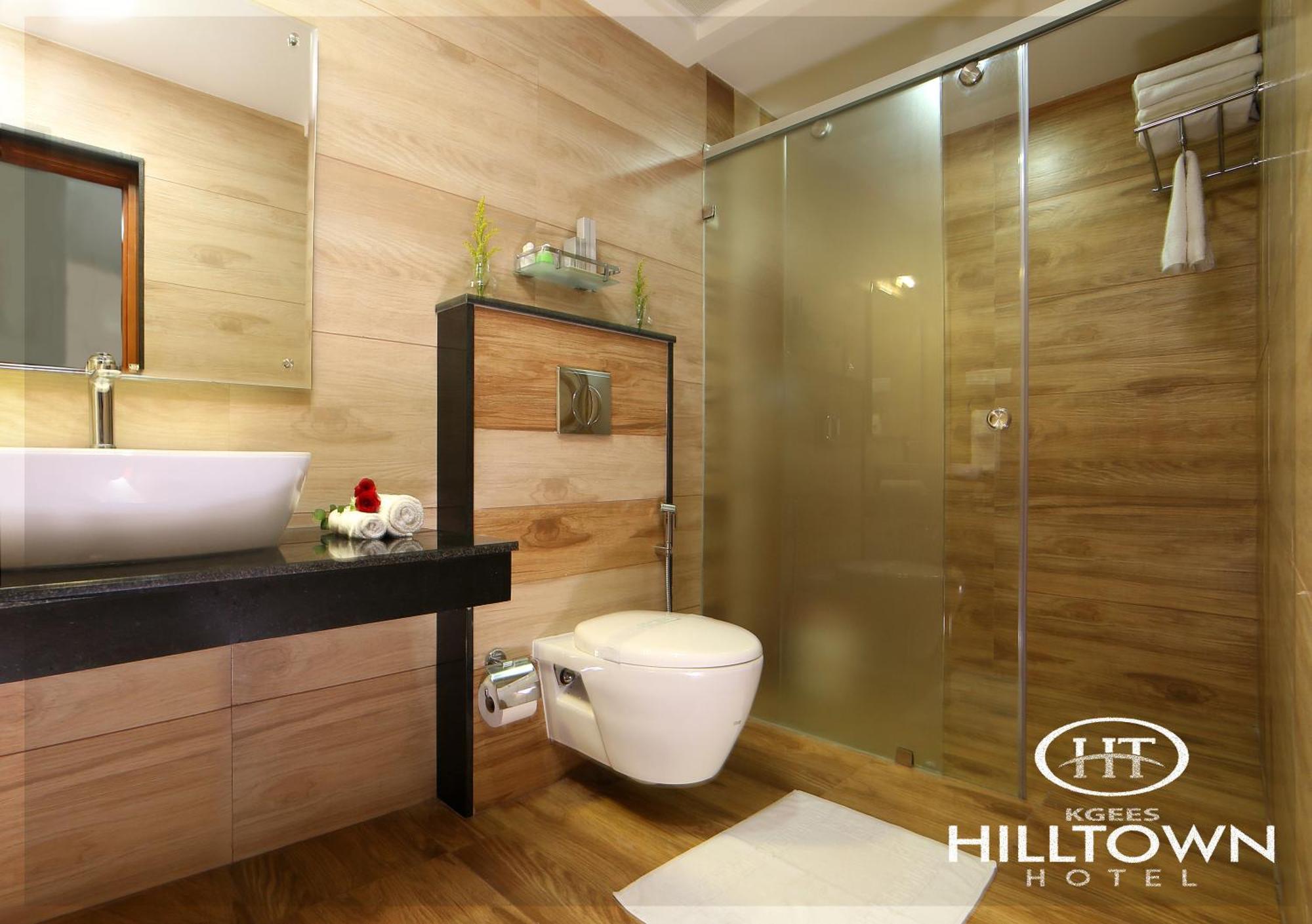 Kgees - Hill Town Hotel Kattappana Экстерьер фото